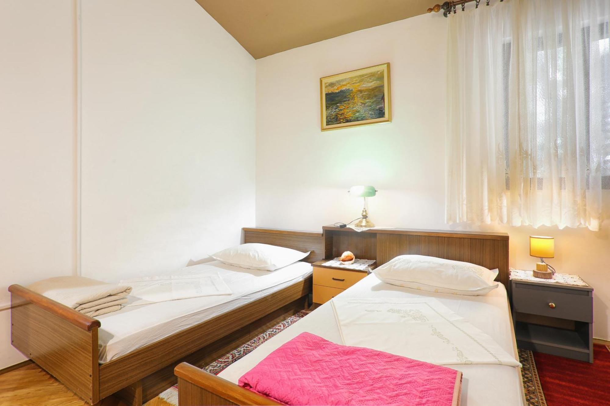 Apartments By The Sea Stanici, Omis - 1028 Tice Quarto foto
